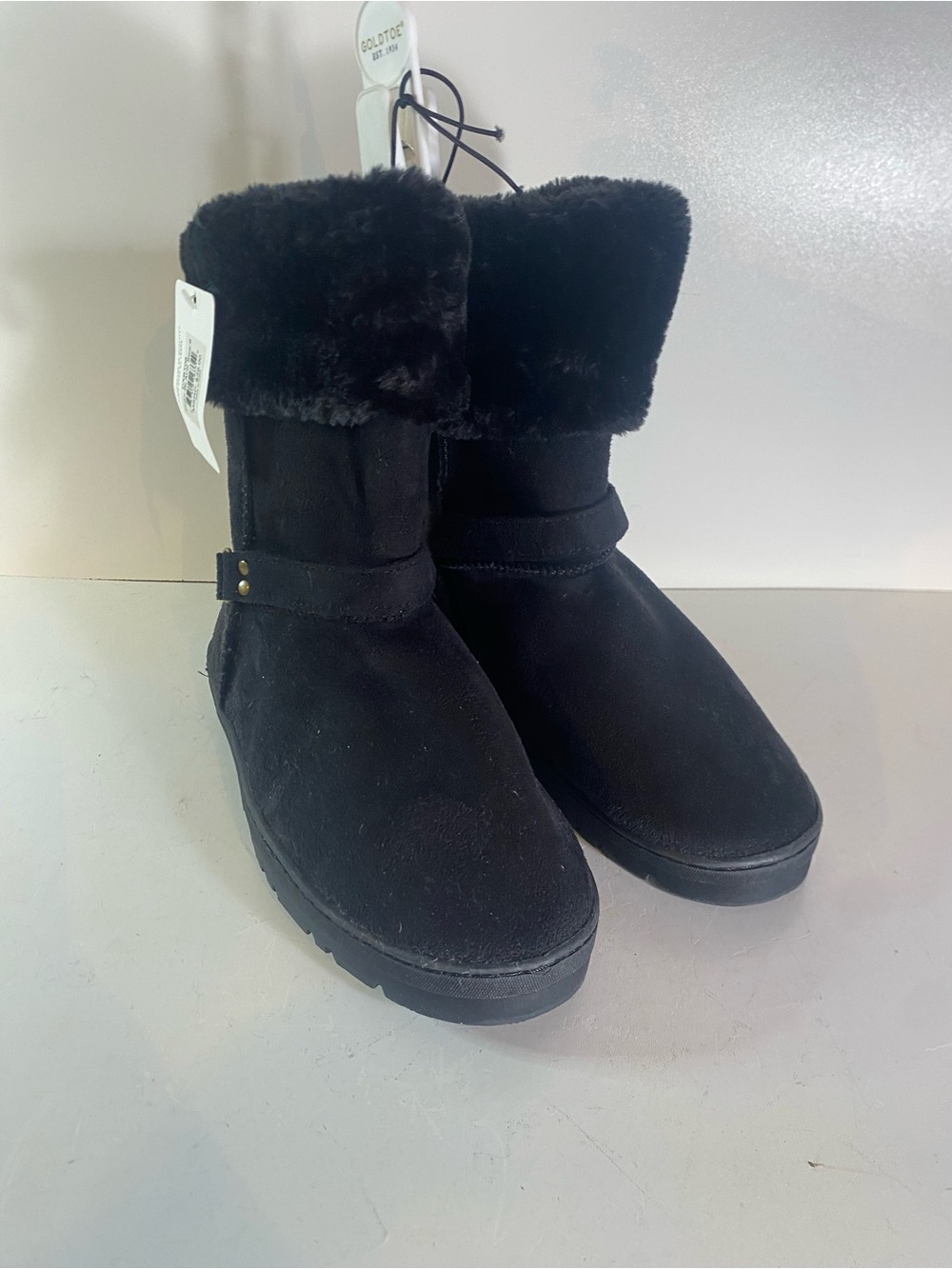 NWT Gold Toe Lightweight Black Suede Faux Black Fur Cuff Size 9